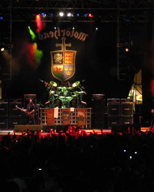 Dopethrone
